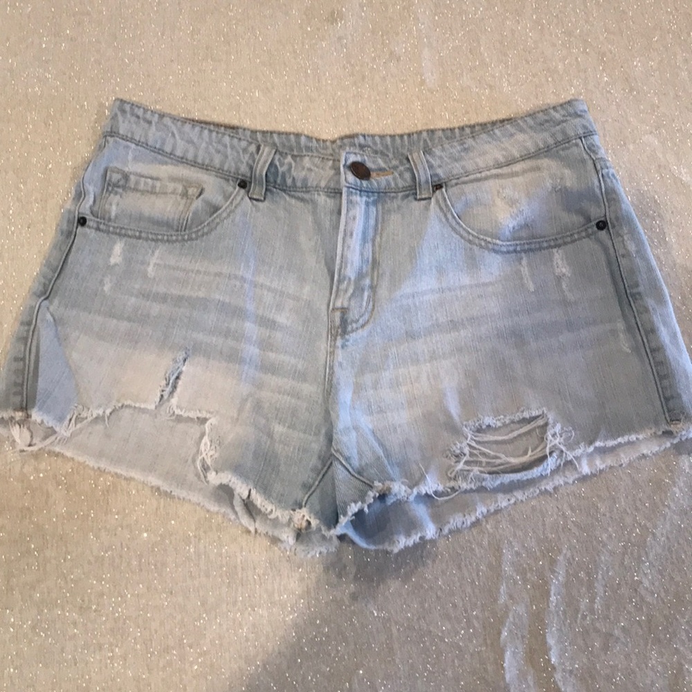 Light wash denim shorts